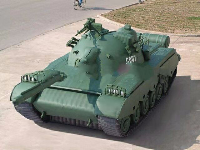 福绵军用充气坦克车